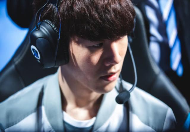 JDG滑跪！36酒肉蛋冲击 Kael +Ale迷之开团送大龙 TES3-1AL