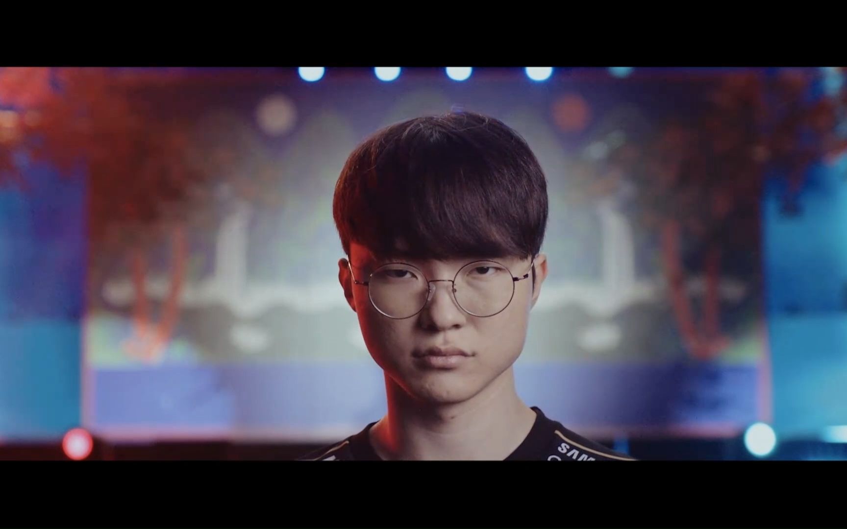 Royal Never Give Up VS Invictus Gaming 1月25日