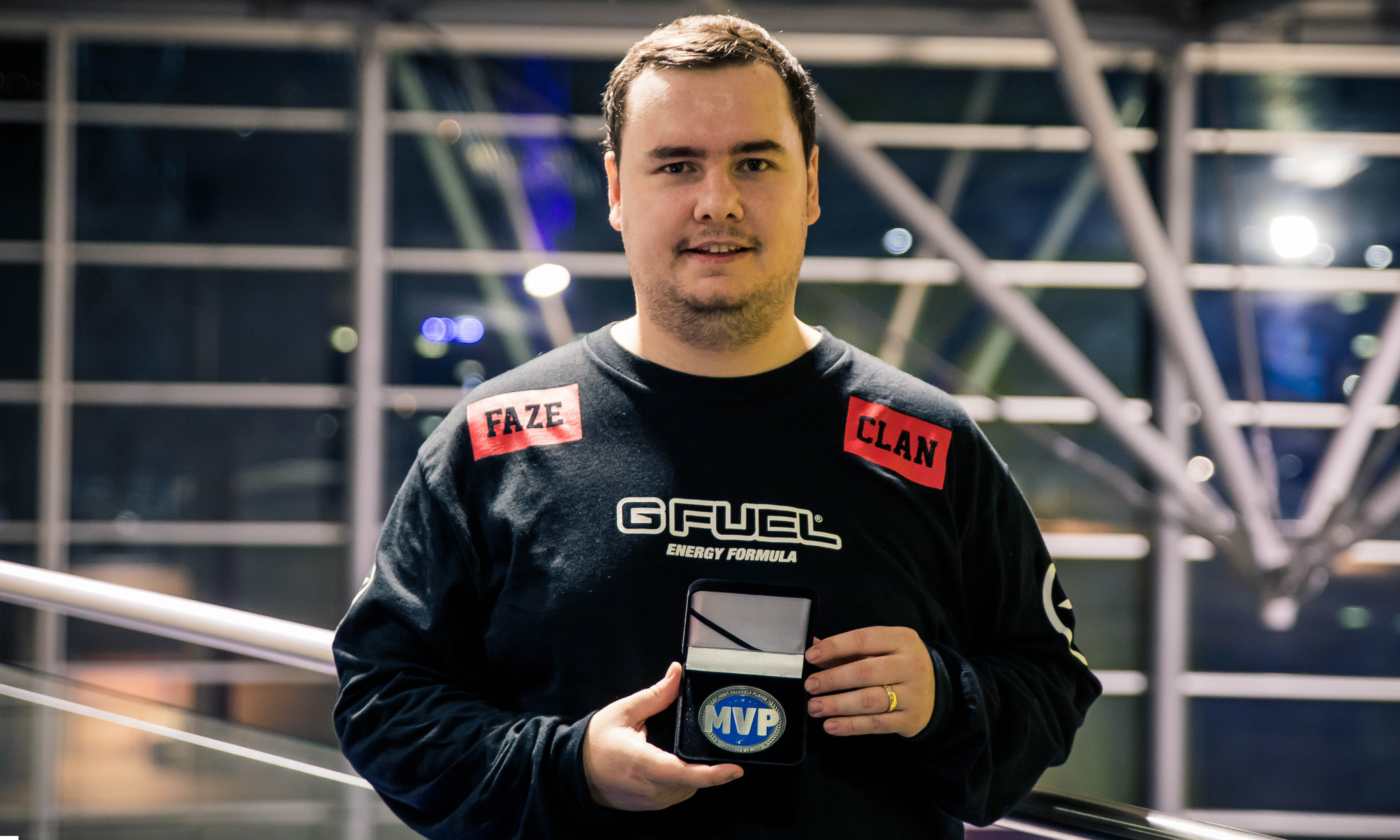 【前瞻】2025LPL春季赛 LGD vs TT，TT先一步找回状态