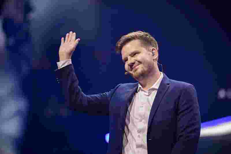 Falcons 以绝对优势击败 Mouz ，晋级 IEM Melbourne 2025 的总决赛